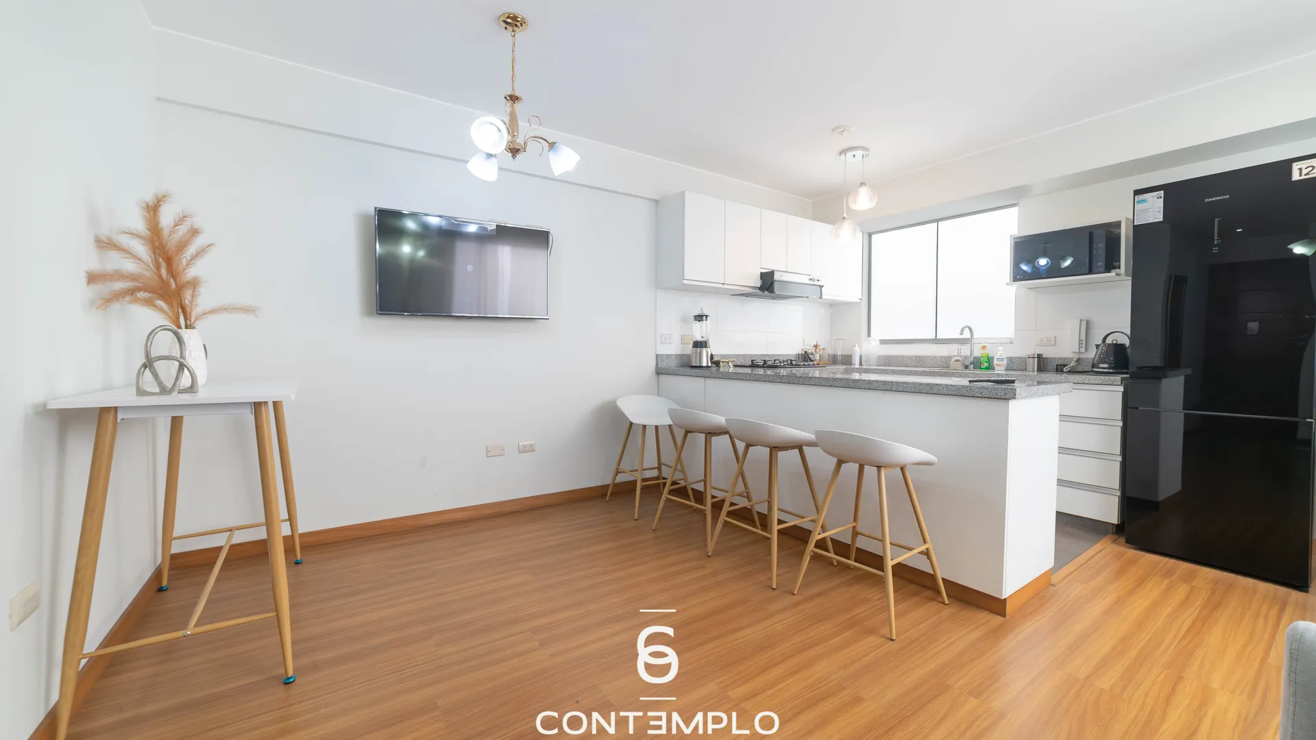 LISTO PARA MUDARSE - VIVE EN EL CORAZÓN DE SAN ISIDRO, CERCA DE PARQUES, RESTAURANTES Y SERVICIOS - miniatura 7