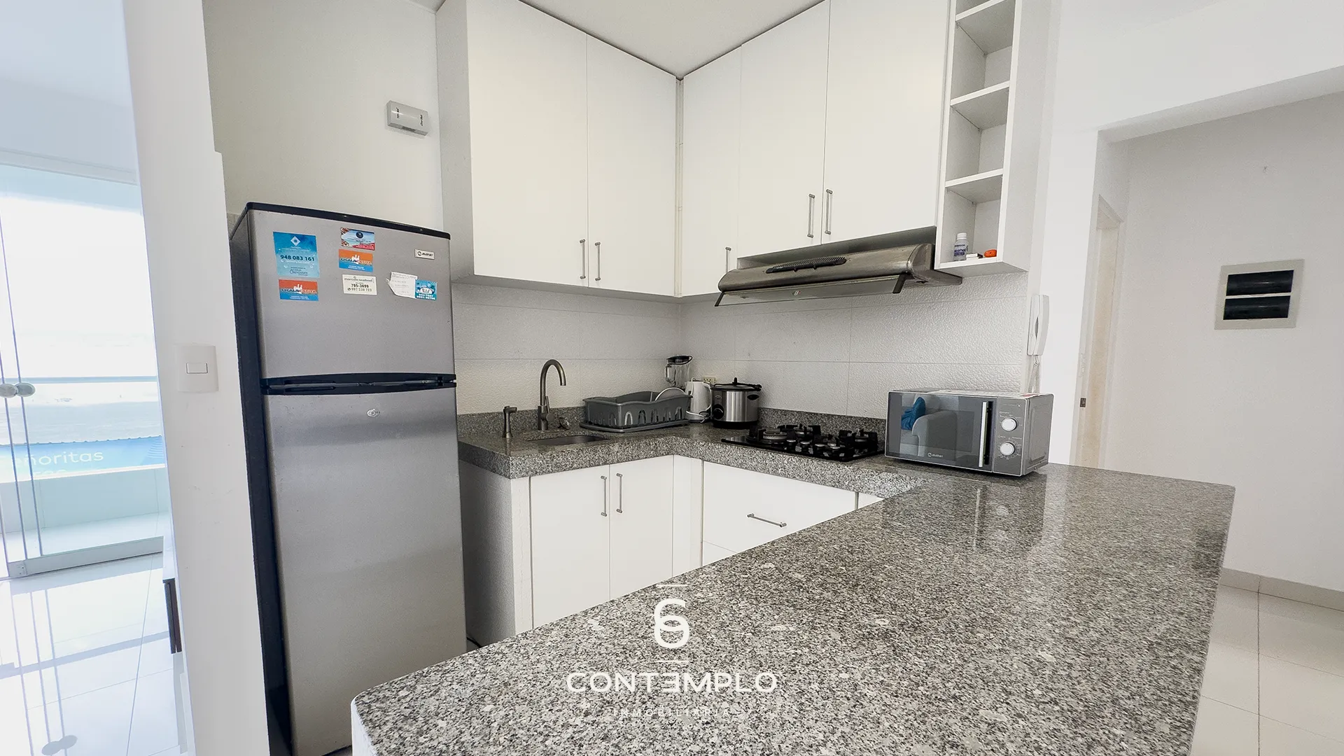 ¡EDIFICIO CON SALIDA AL MALECÓN! VIVE EN ZONA TRANQUILA Y PRIVADA - miniatura 15