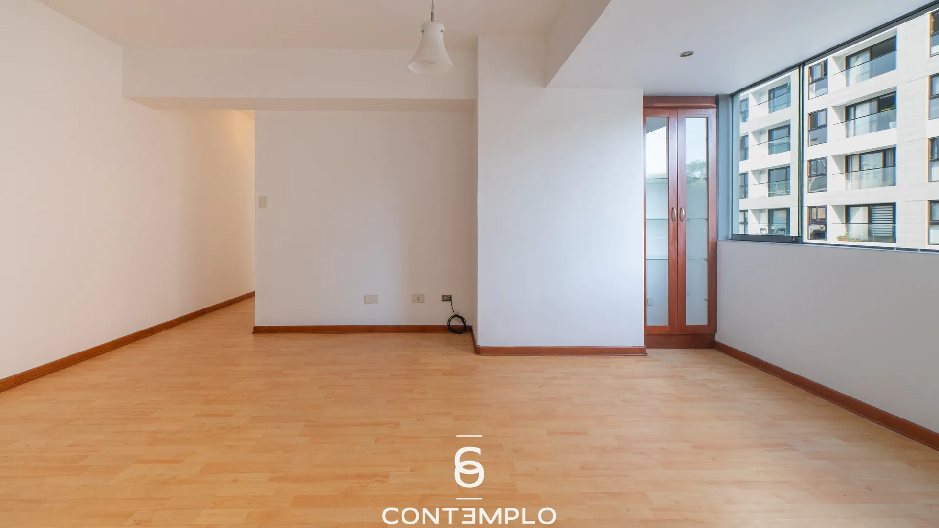 ¡ALQUILER EN EL CENTRO DE MIRAFLORES! CONEXIÓN RÁPIDA A ZONAS CLAVE DE TRABAJO - miniatura 4
